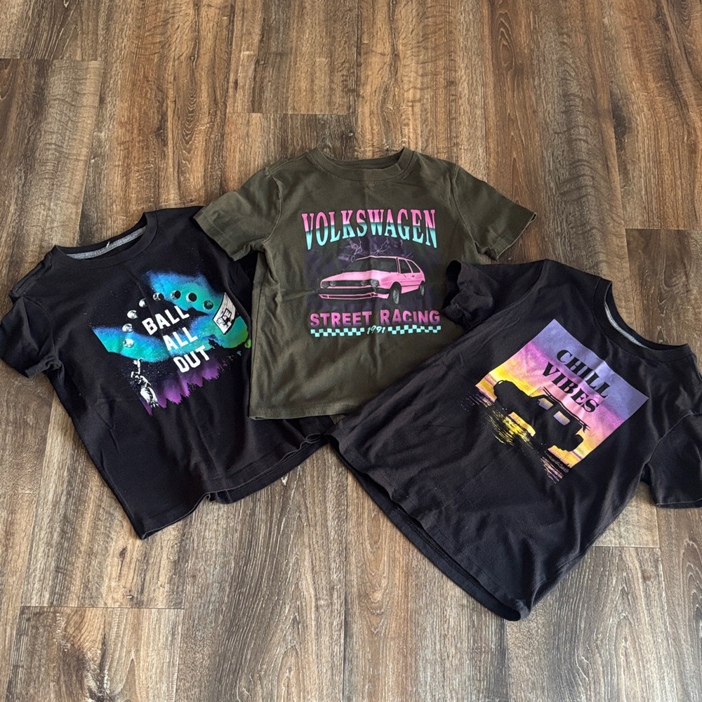 Kids Graphic Tee bundle
